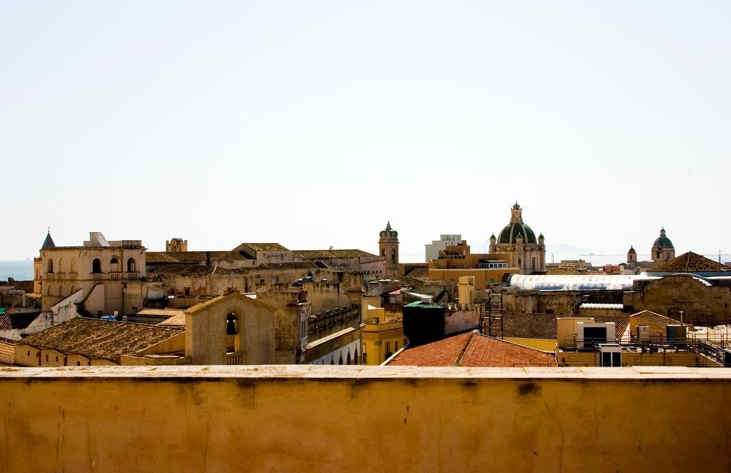 Garibaldi31 Apartment Trapani Bagian luar foto